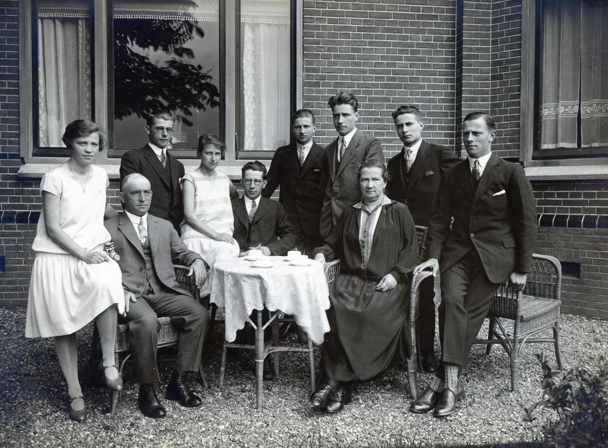 The Spek family, photographed in 1928